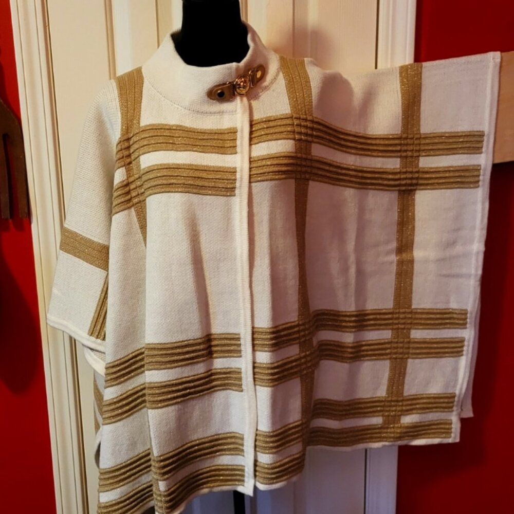 Anne Klein Gold and Cream Sweater Poncho - XL
